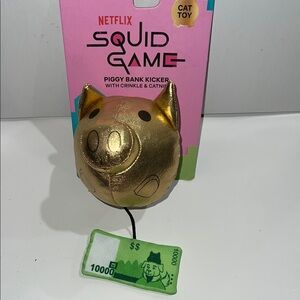 Netflix Squid Games Gold Piggy Bank Kicker Cat Toy with Catnip